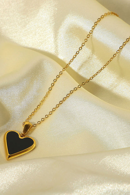 Bordered Heart Chain Necklace
